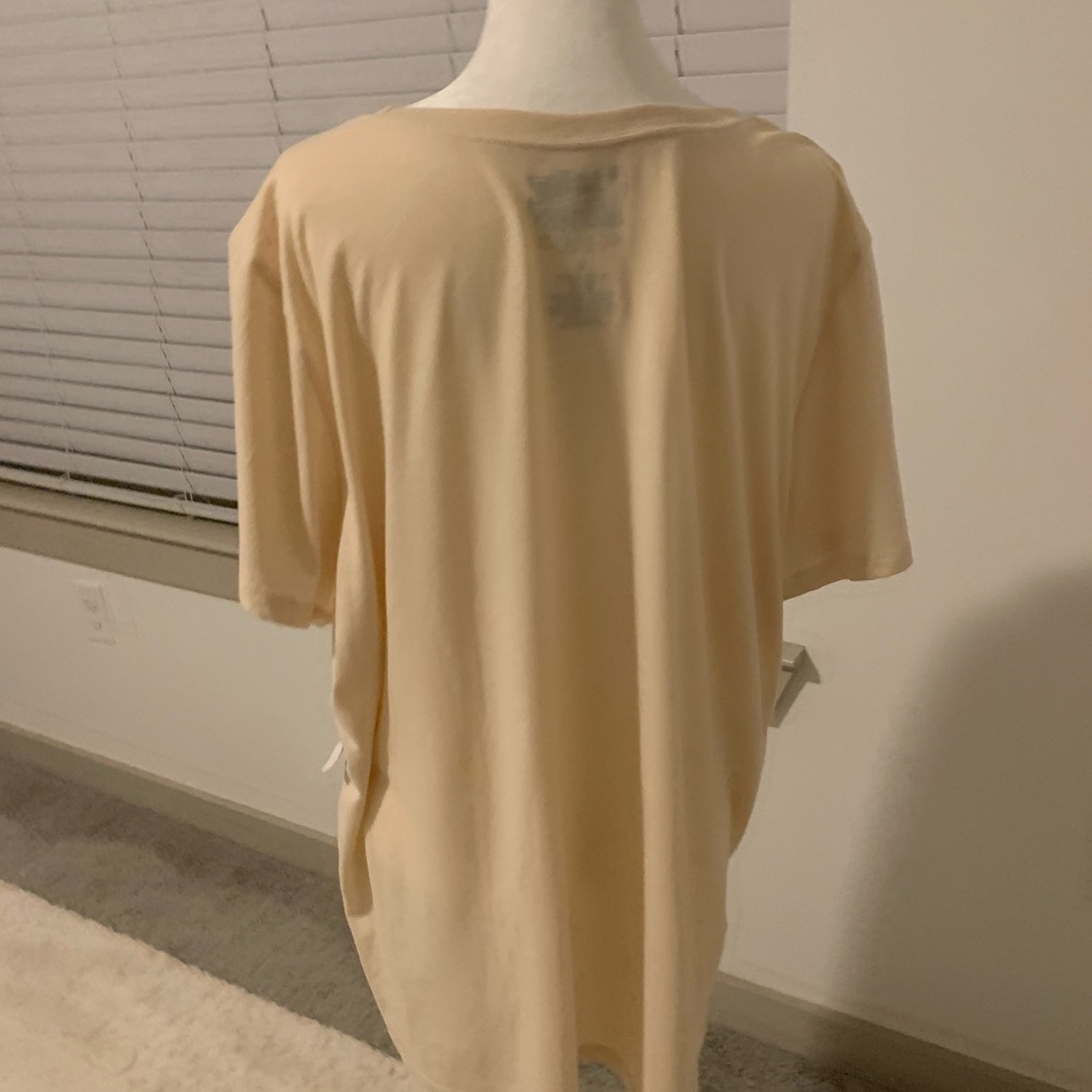 Torrid Graphic Tee-Shirt NWT - Picture 8 of 9